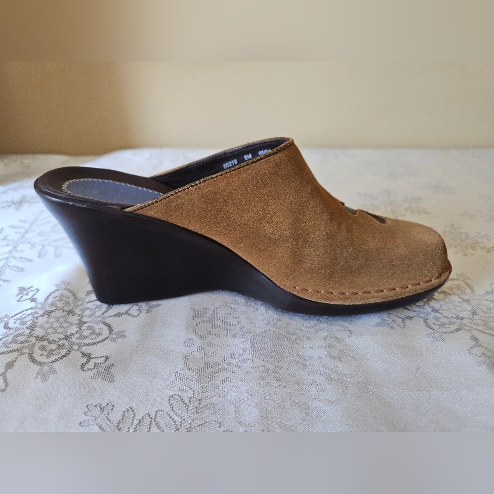 Indigo Suede With Flowers Boho Hippie Tan Clogs Wedge Mules Sz 8 - Picture 6 of 15